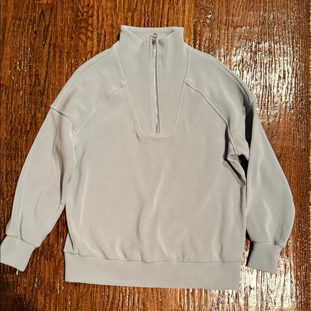Varley Women’s Light Greenish/Gray Zip-Up Sweater